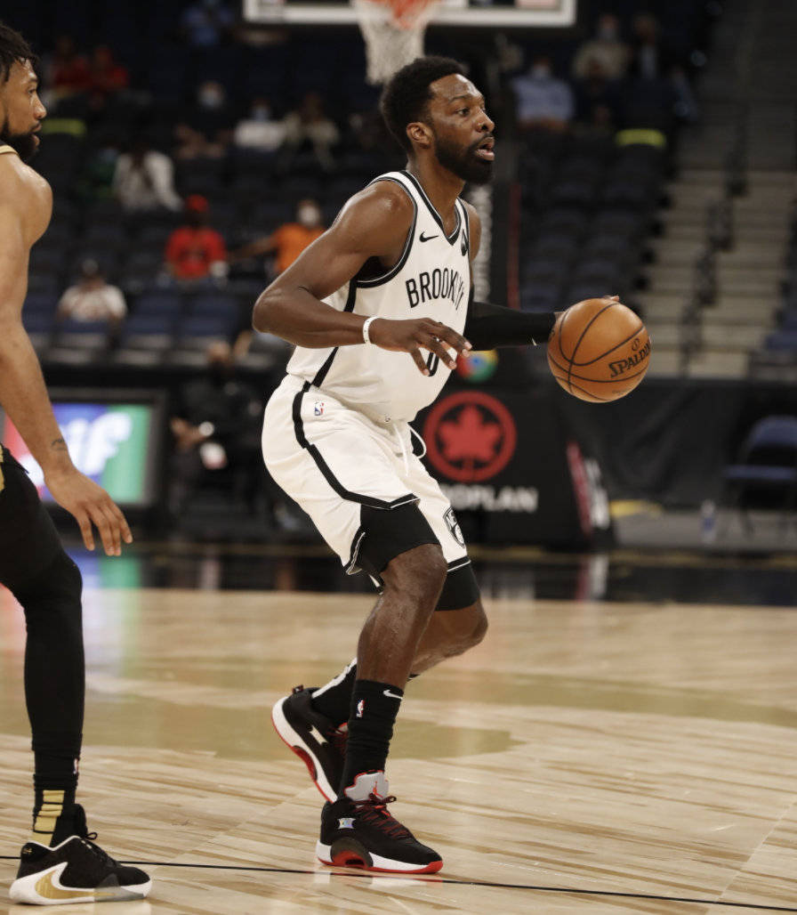 爱游戏官网-湖人和开拓者今天录相回放